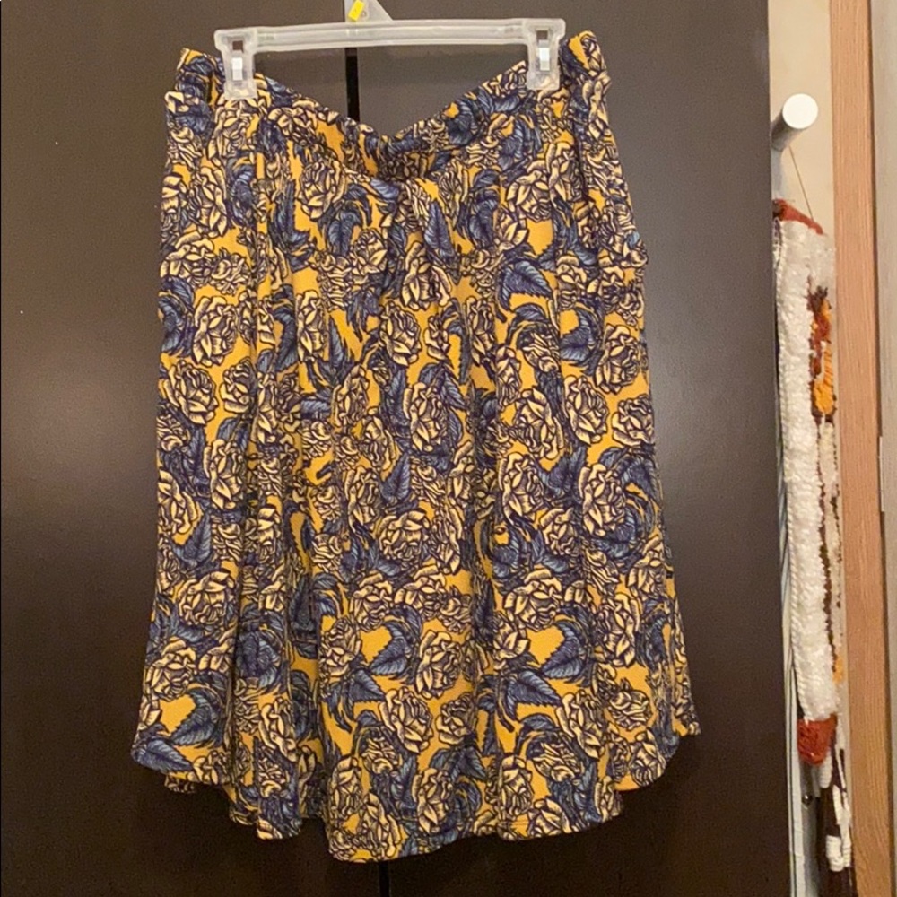 LulaRoe skirt